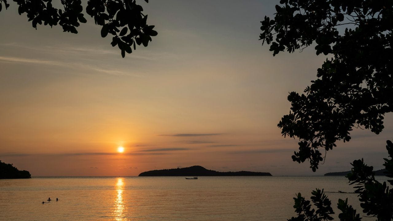 Bamboo Island (Koh Russei)